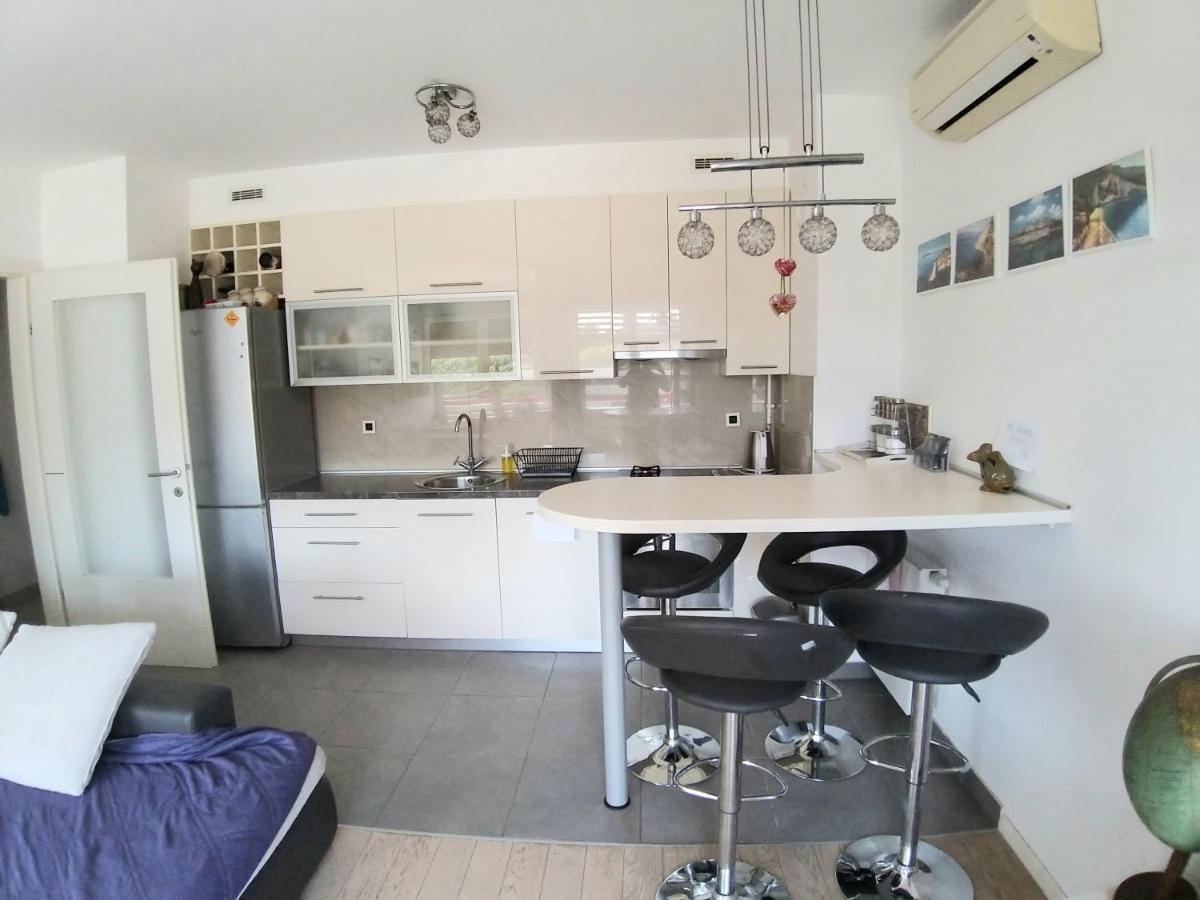 Theos Atelier Self Check In Apartment W Free Private Parking Zagreb Eksteriør bilde
